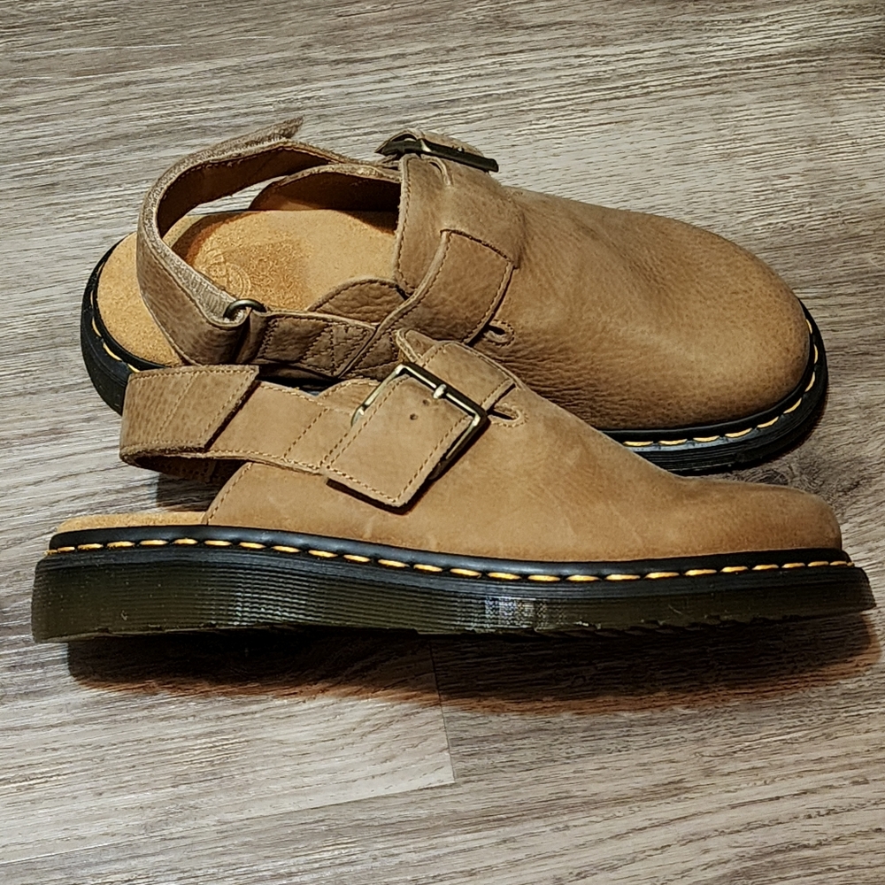 Dr. Martens Jorge II Tan Leather Backstrap Clogs - Picture 4 of 8